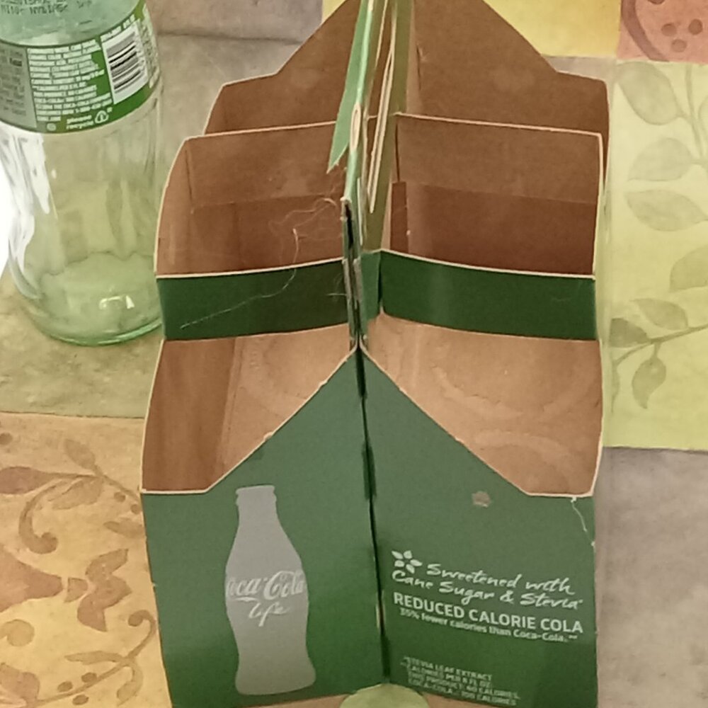 Green COCA COLA LIFE Reduced Calorie Bottles w/Carrier EMPTY Limited Ed Stevia - Picture 9 of 14